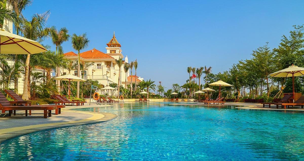 Royal Seaside Hotel And Hot Springs Xiamen Exterior photo