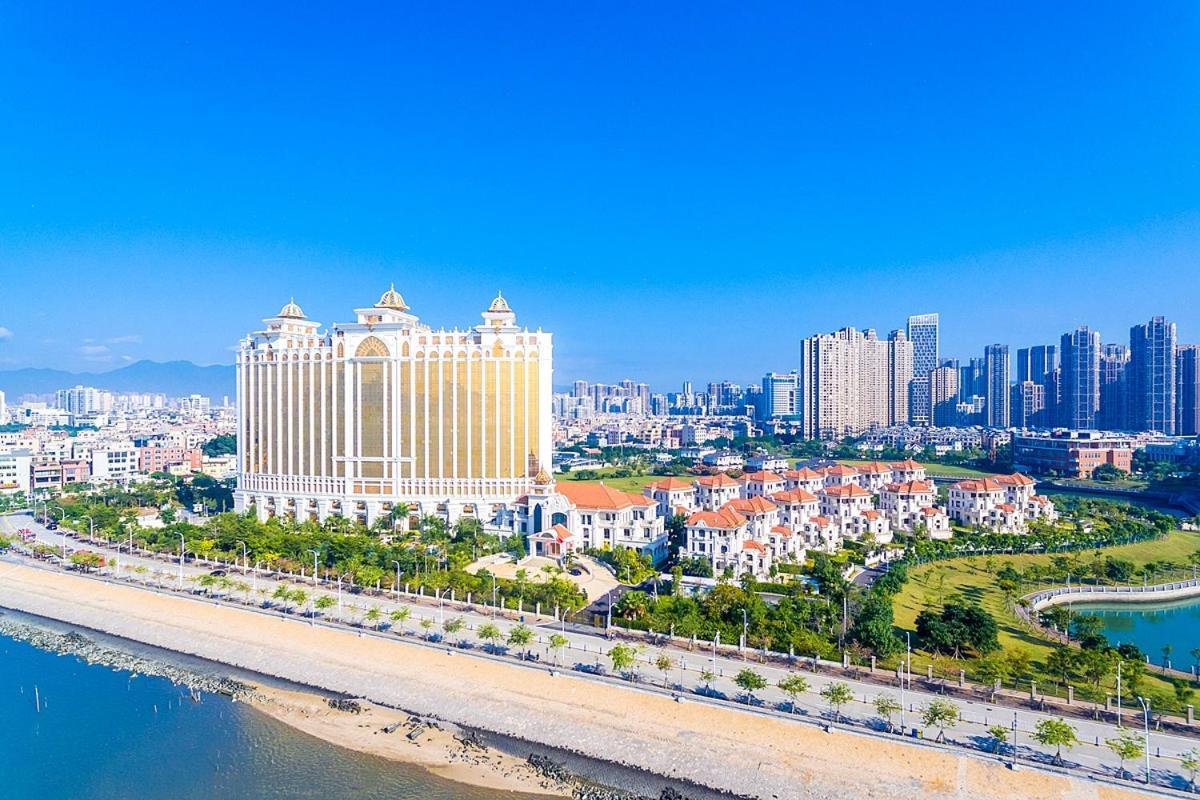 Royal Seaside Hotel And Hot Springs Xiamen Exterior photo