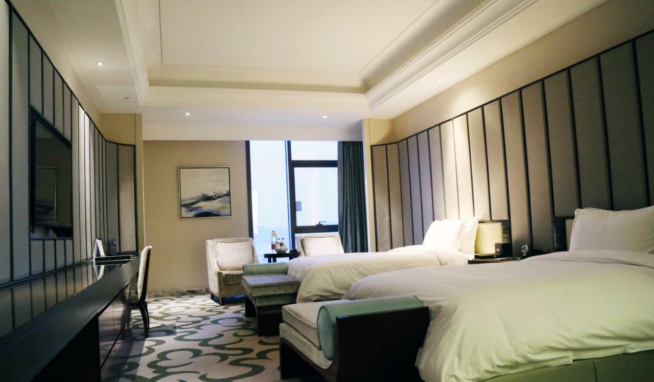 Royal Seaside Hotel And Hot Springs Xiamen Exterior photo