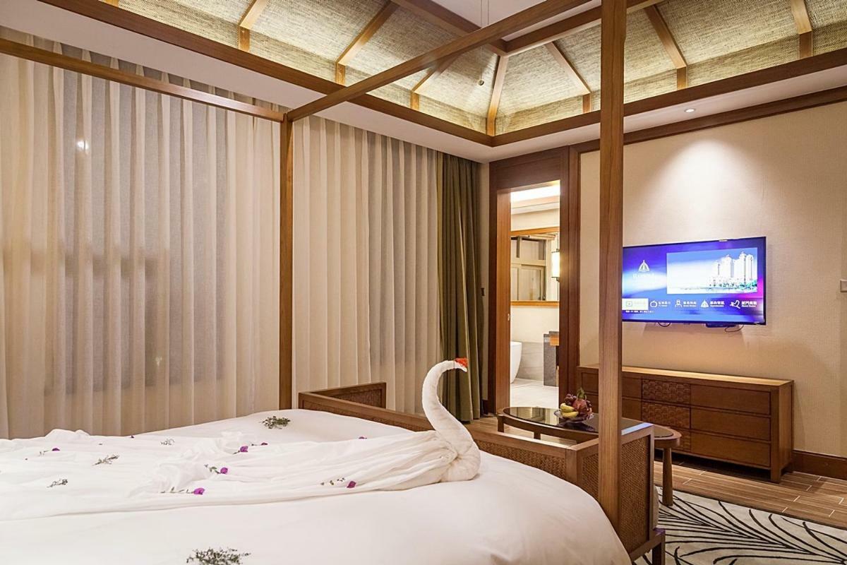 Royal Seaside Hotel And Hot Springs Xiamen Exterior photo