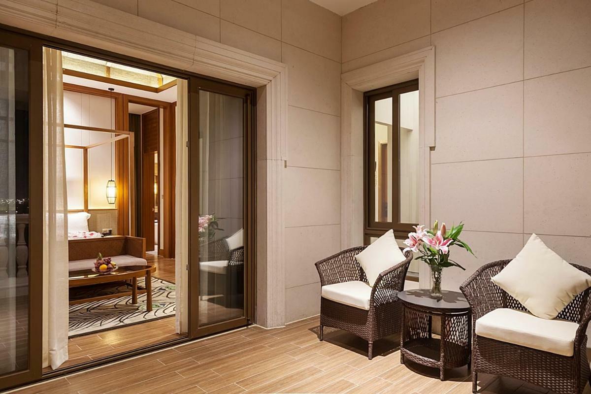 Royal Seaside Hotel And Hot Springs Xiamen Exterior photo