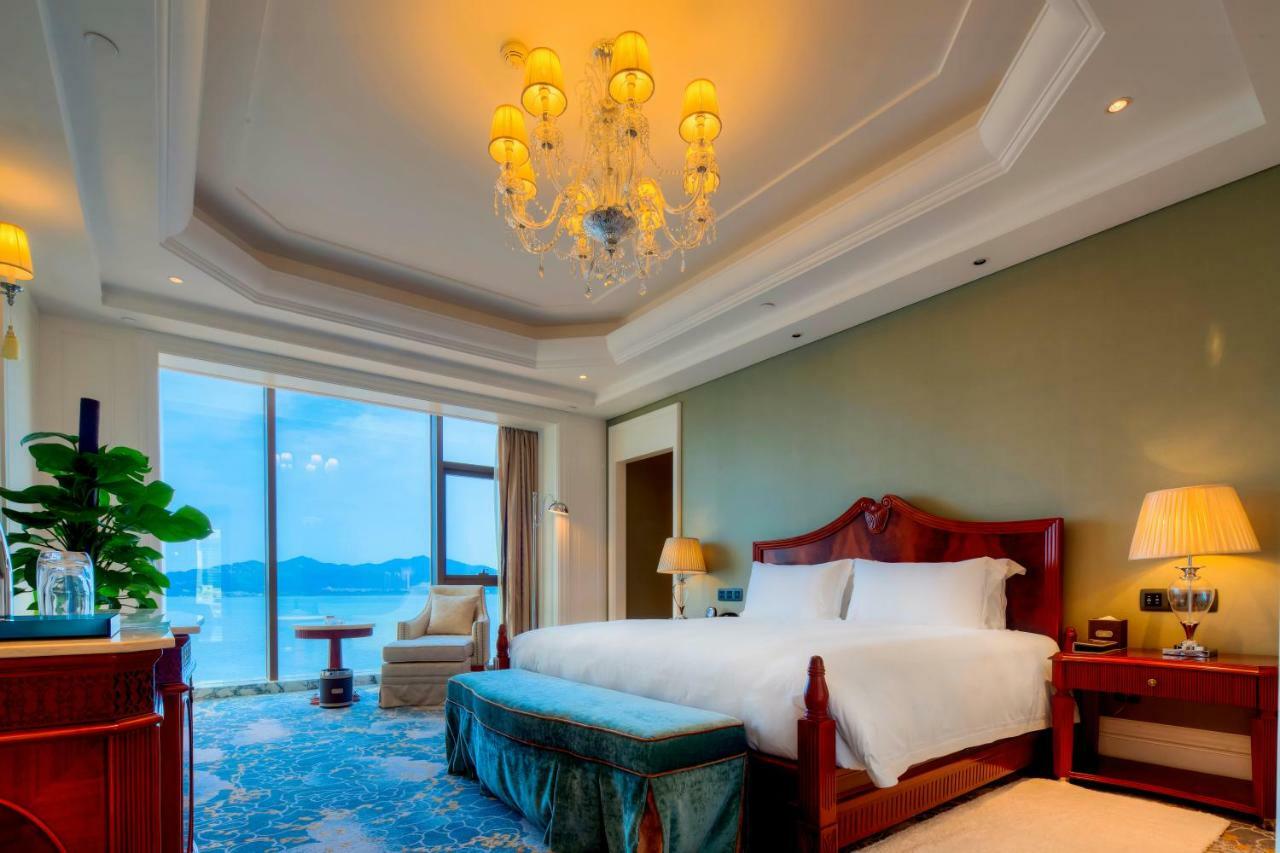 Royal Seaside Hotel And Hot Springs Xiamen Exterior photo